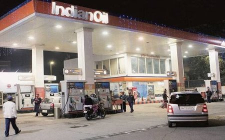 'कोई पैनिक नहीं...  पेट्रोल - डीजल से एलपीजी तक का पर्याप्त स्टॉक', ऑयल कंपनियों की लोगों से ये अपील