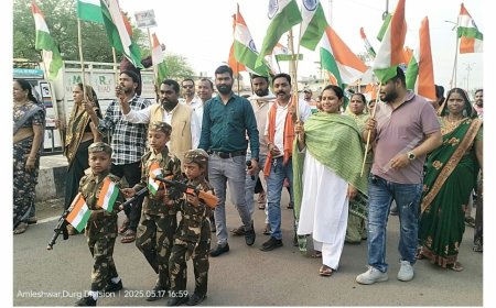 आपरेशन सिंदूर के तहत तिरंगा यात्रा निकाल कर , देश के वीर सैनिकों के  सम्मान में लहराया शान से तिरंगा ,नगर पालिका अमलेशवर अधिकारी सहित जनप्रतिनिधि हुये शामिल