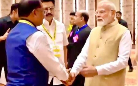 प्रधानमंत्री  नरेंद्र मोदी के समक्ष मुख्यमंत्री साय का आत्मनिर्भर बस्तर विजन