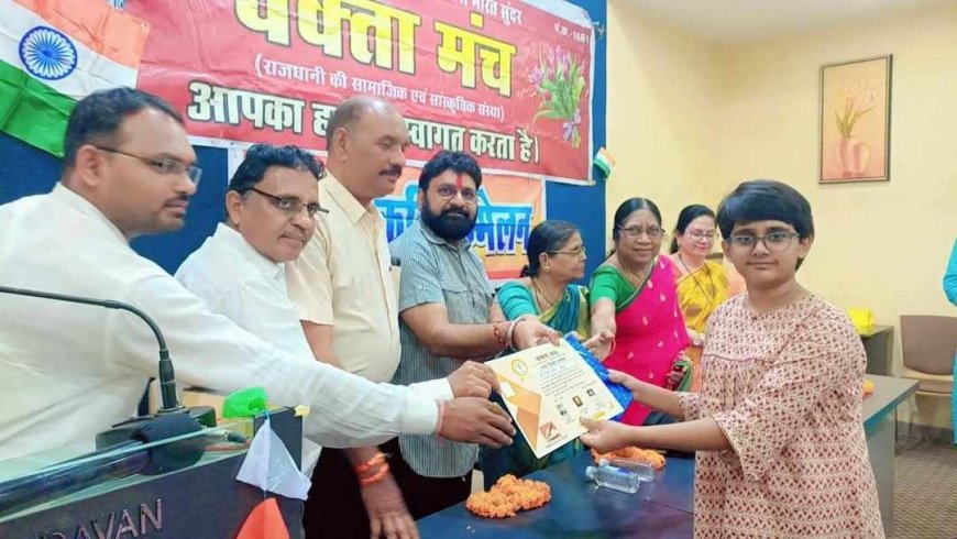 वक्ता मंच की काव्य गोष्ठी : कविताओं के माध्यम से भारतीय सेना की वीरता को सलाम, छत्तीसगढ़ी संस्कृति में अश्लीलता फैलाने का कड़ा विरोध