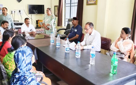 शासकीय उच्चतर माध्यमिक विद्यालय चांदमारी में शाला प्रबंधन एवं विकास समिति की त्रैमासिक बैठक संपन्न