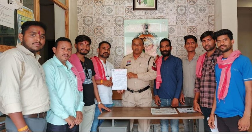 पाटन  पत्रकार संतोष देवांगन को जान से मारने की मिला धमकी जोहार छत्तीस गढ  पार्टी  व छत्तीसगढ़िया   क्राति सेना  ने  थाने में   ज्ञापन देकर  ,  दोषियो पर कडी  कार्यवाही करने की  माँग