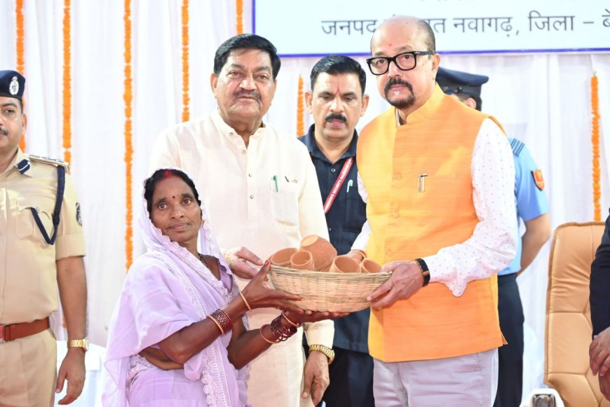 गोद लिए ग्राम टेमरी में राज्यपाल रमेन डेका का प्रेरक प्रवास - जनसंवाद, विकास और जनभागीदारी की मिसाल