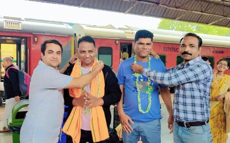 बोल बम के जयकारों के साथ अमरनाथ यात्रा के लिए रवाना हुए तीर्थयात्री