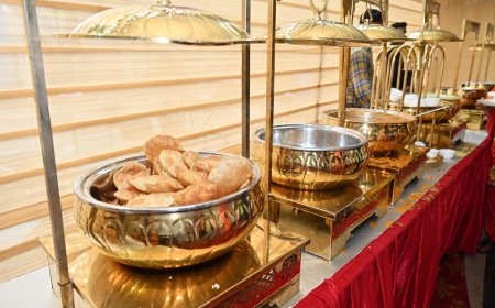 ठेठरी, खुरमी, पिड़िया, अनरसा, खाजा, करी लड्डू, मुठिया, गुलगुला भजिया, चीला-फरा, बरा और चौसेला में जीवंत की छत्तीसगढ़ी पाक शैली