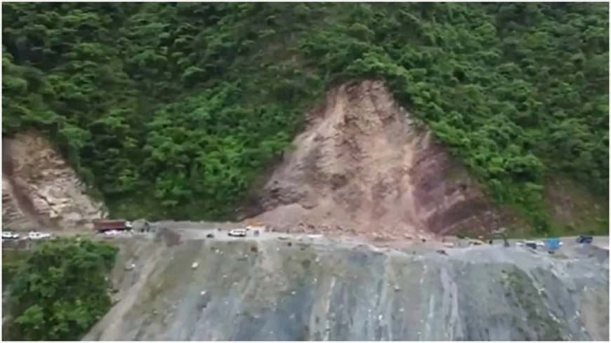 भारी बारिश ने उत्तराखंड में ढाया कहर, भूस्खलन के कारण रुद्रप्रयाग-बद्रीनाथ मार्ग हुआ बाधित