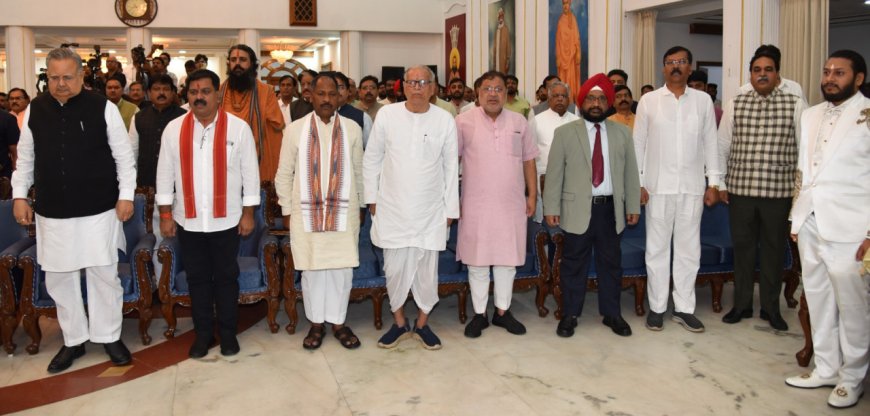 राज्यपाल  डेका ने दिलाई तीन मंत्रियों को शपथ