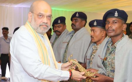 ‘ऑपरेशन ब्लैक फॉरेस्ट’ के वीर जवानों को गृहमंत्री शाह ने किया सम्मानित