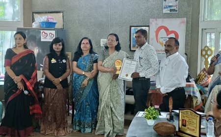 शकुंतला फाउंडेशन ने किया शिक्षा दूतों का सम्मान