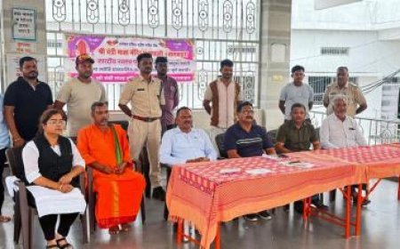 चंडी माता मंदिर परिसर में भालू के साथ छेड़छाड, खाद्य पदार्थ या कोल्ड ड्रिंक पिलाना पूर्णतः प्रतिबंधित