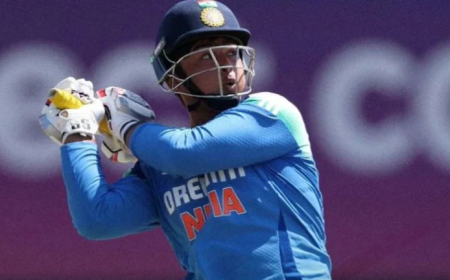 वैभव सूर्यवंशी ने यूथ ODI में वर्ल्ड रिकॉर्ड बनाकर मचाया तहलका, ऐसा करने वाले दुनिया के इकलौते बल्लेबाज बने