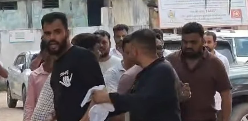 न्यूड पार्टी’ के पोस्टर ने मचाया हड़कंप, आयोजक समेत 7 गिरफ्तार...