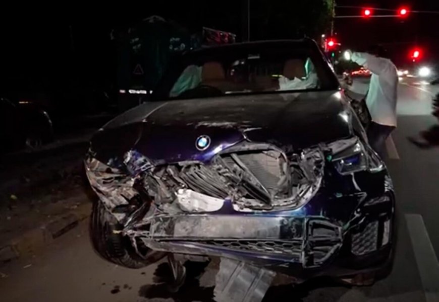 सड़क पर लहूलुहान पड़े थे पति-पत्नी, बेटे का दर्द- BMW वाली लड़की ने आखिर ऐसा क्यों किया?