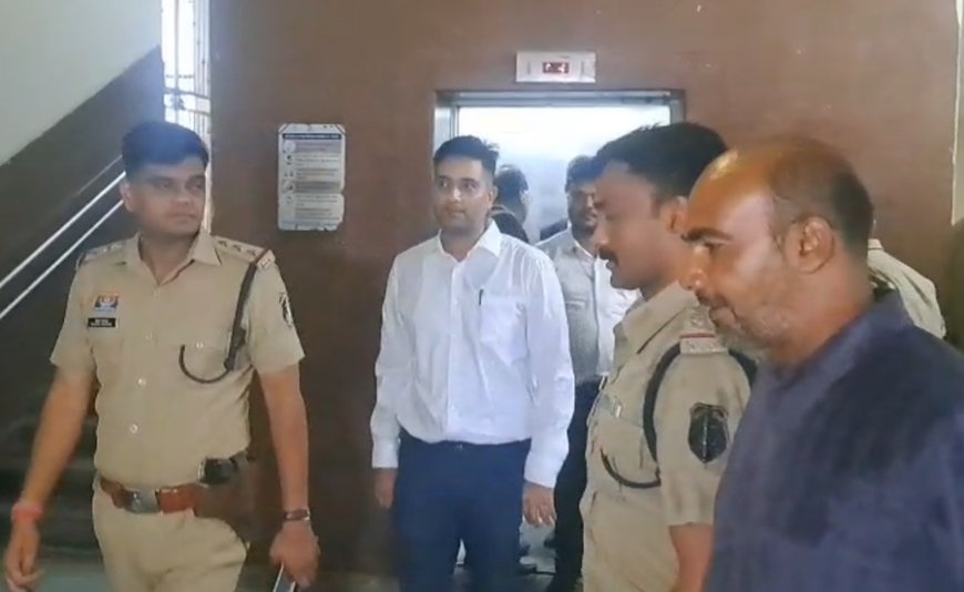 शराब घोटाला: ACB ने चैतन्य बघेल को गिरफ्तार किया, 6 अक्टूबर तक रिमांड पर