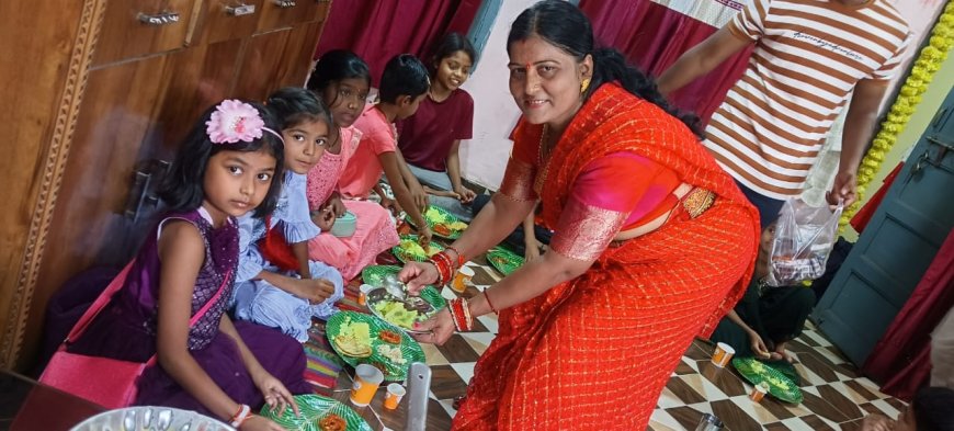 नौ माता रानी कन्याभोजन कराया गया