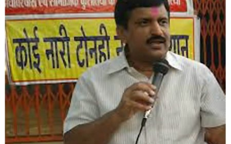 कथावाचक अंधविश्वास न फैलाएं डॉ.दिनेश मिश्र