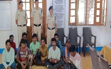 ट्रैक पर लगे जैक से टकराई हमसफर एक्सप्रेस: रेलवे कर्मचारी निलंबित, 9 गिरफ्तार