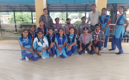 स्काउट गाइड टोलीनायक - नायिकाओं ने निकाली स्वच्छता ही सेवा जन जागरुकता रैली