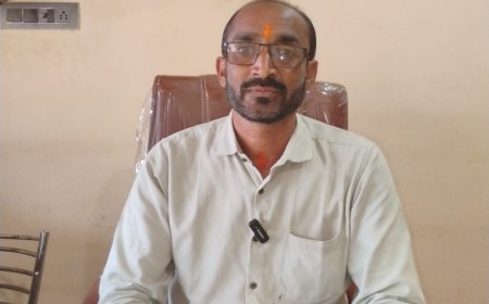 नगर पालिका क्षेत्र  अमलेश्वर  के वार्ड नंबर 2  के पार्षद घनश्याम साहू ने दी छत्तीसगढ़ राज्य स्थापना दिवस व  हमारे छत्तीसगढ़ अंचल का धार्मिक पर्व देवउठनी  एकादशी ( जेठावनी ) पर्व की हार्दिक बधाई एवं शुभकामनाएं