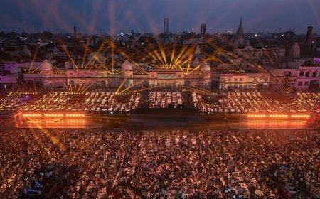 दीपों की रोशनी से नहाई अयोध्या की भव्यता ने देशवासियों का हृदय मोह लिया