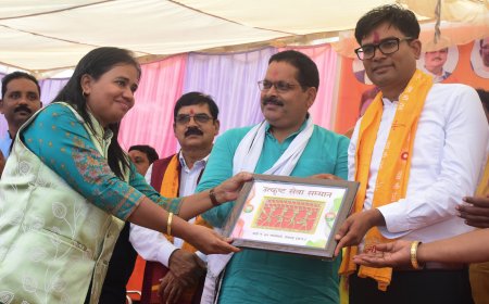 रविशंकर चॉंदमारी स्कूल रायगढ़ की गौरव डॉ.मनीषा त्रिपाठी को मिला उत्कृष्ट सेवा सम्मान