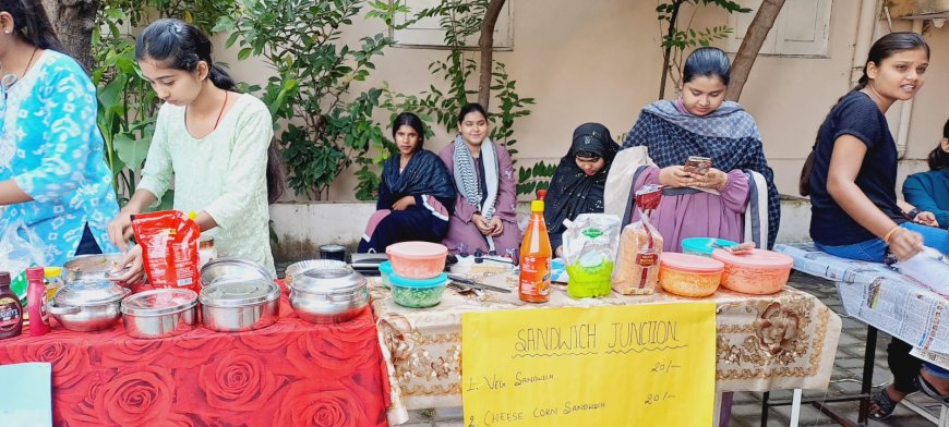 गुरुकुल महिला महाविद्यालय में ट्रेड फेयर का आयोजन