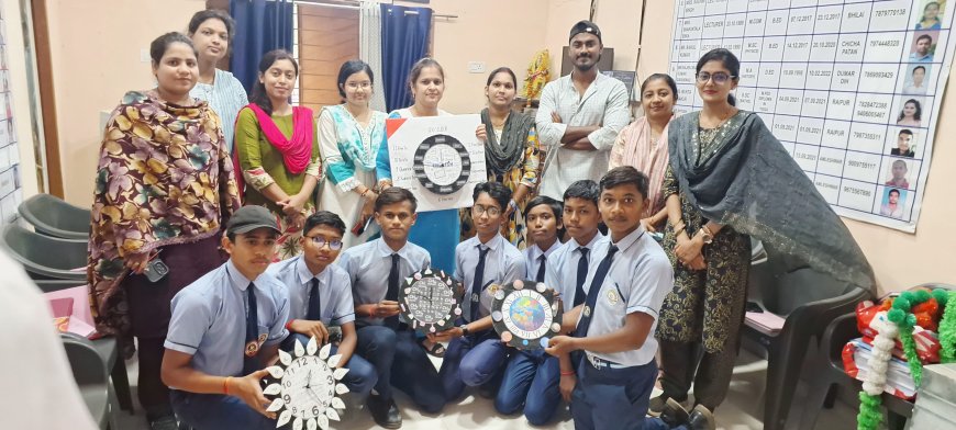 ज्ञान की घड़ी! अमलेश्वर स्कूल में छात्रों ने बनाए 'शैक्षणिक मॉडल' वाली अनोखी घड़ियाँ*