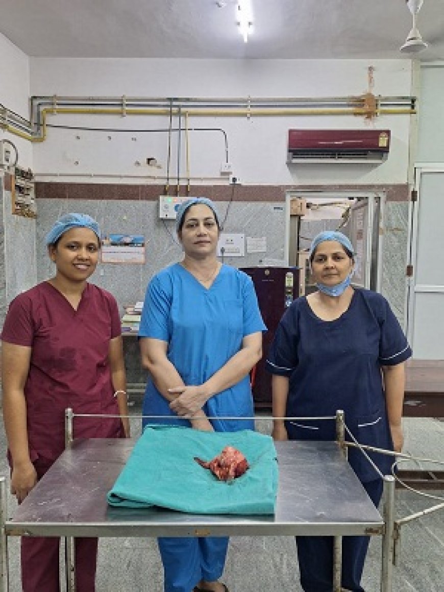 सिम्स में दोनों पैरों में पोलियो और रीढ़ में विकृति से पीड़ित महिला की सफल सर्जरी