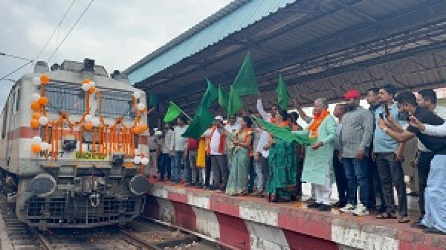 श्री रामलला दर्शन योजना : संभाग से 850 और जिले के 225 श्रद्धालु अयोध्या धाम के लिए हुए रवाना