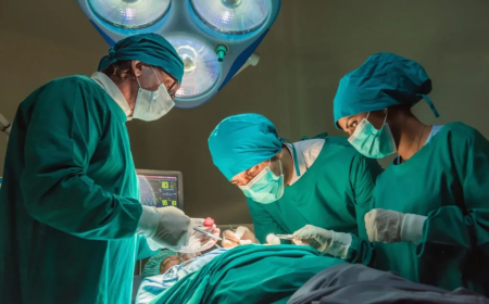 ब्लास्ट में टूटी चेहरे की 100 हड्डियां, जोड़कर बच्चे को दी नई जिंदगी,डॉक्टरों ने कर दिया कमाल…