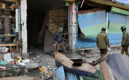 जम्मू-कश्मीर के नौगाम पुलिस स्टेशन में विस्फोट, 9 की मौत