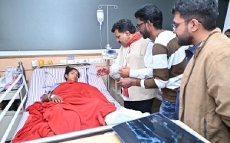 उपमुख्यमंत्री ने हॉस्पिटल पहुंचकर महिला कांन्सटेबल के स्वास्थ्य की जानकारी ली