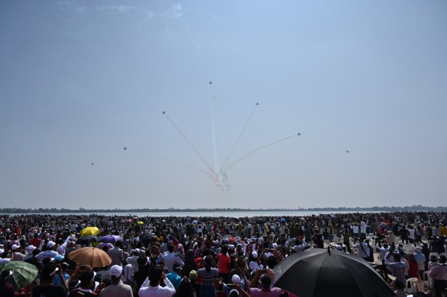 सेंध जलाशय के ऊपर आसमान में गूंजा 'जय जोहार' और 'छत्तीसगढ़िया सबले बढ़िया'