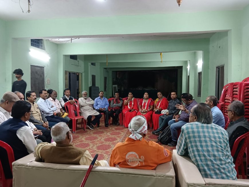 छत्तीसगढ़ी राजभाषा को सरकारी कामकाज और पढ़ाई लिखाई का माध्यम बनवाने संकल्पित हैं बुजुर्ग व युवा