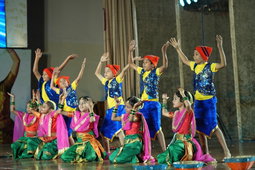 शिवोम विद्यापीठ के शिवोम संस्कृति में बच्चों की मनमोहक प्रस्तुति, देखिए तस्वीरें