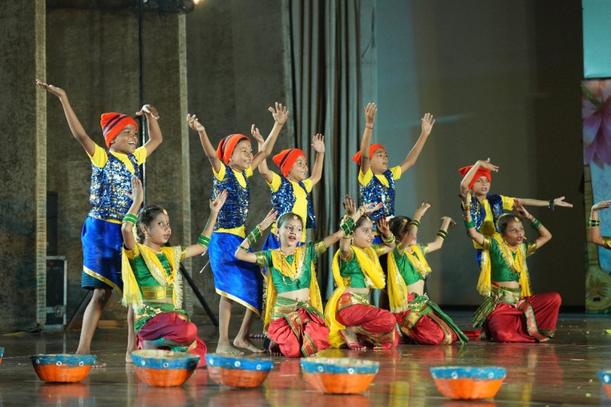 शिवोम विद्यापीठ के शिवोम संस्कृति में बच्चों की मनमोहक प्रस्तुति, देखिए तस्वीरें