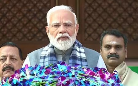 संसद का शीतकालीन सत्र शुरू, प्रधानमंत्री मोदी बोले- नारे नहीं, नीति पर बात हो