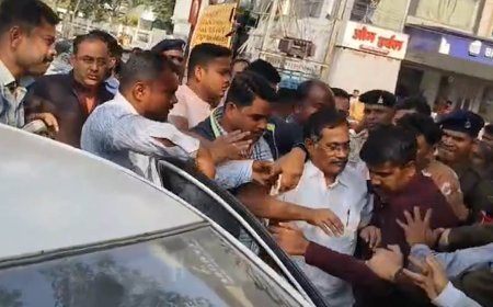 अदालत ने जोहार छत्तीसगढ़ पार्टी प्रमुख अमित बघेल को तीन दिन के पुलिस रिमांड पर भेजा, पुलिस कस्टडी में मां के अंतिम संस्कार में शामिल