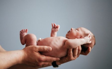 ग्रेजुएशन की परीक्षा दे रही विवाहित छात्रा ने सेंटर पर ही बेटे को दिया जन्म