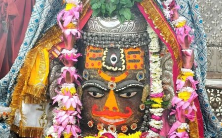 26 दिसंबर महाकाल भस्म आरती: मस्तक पर त्रिनेत्र अर्पित कर चंदन-ड्रायफ्रूट से श्रृंगार, यहां कीजिए भगवान महाकालेश्वर दर्शन