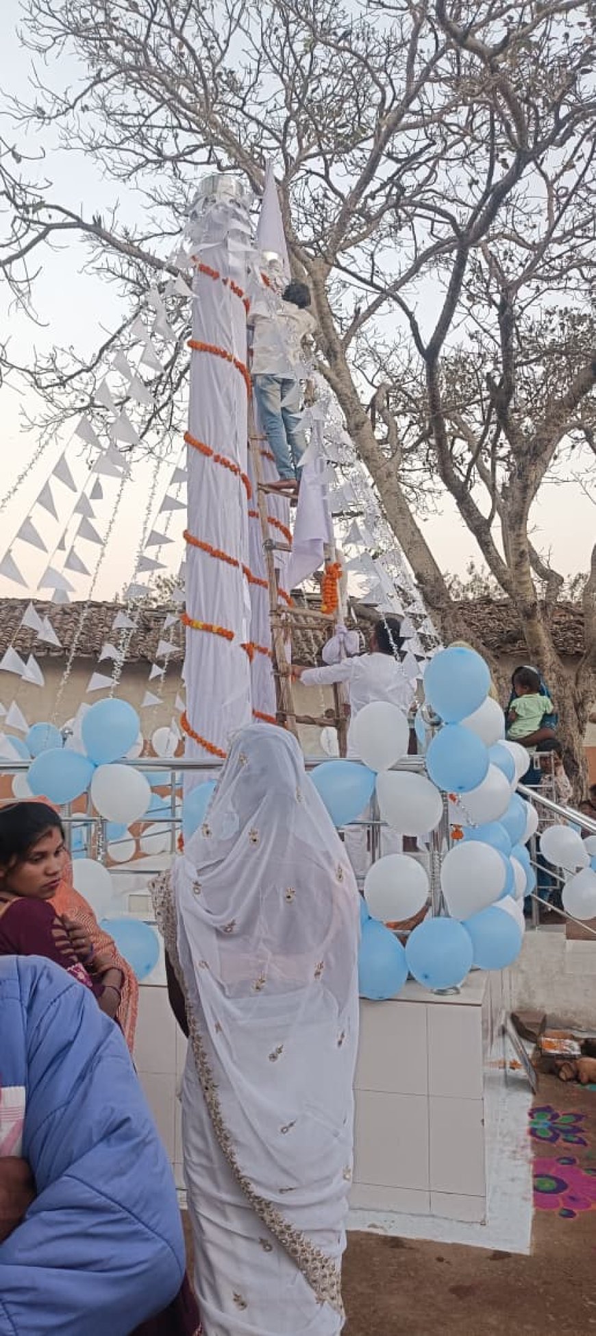 *ग्राम सहसपुर में गुरु घासीदास जयंती हर्षोल्लास के साथ सम्पन्न, छत्तीसगढ़िया क्रान्ति सेना के सेनानियों की रही गरिमामयी सहभागिता*