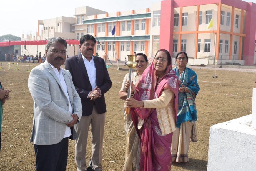 *खेलकूद शारीरिक विकास के साथ मानसिक विकास में सहायक--मीना वर्मा*,*देल्ही वर्ल्ड पब्लिक स्कूल चरोदा भिलाई में हुआ वार्षिक खेलकूद प्रतियोगिता का आयोजन*