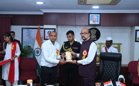 *राज्यपाल रमेन डेका के हाथों सम्मानित हुए प्रधानपाठक विरेंद्र कुमार*