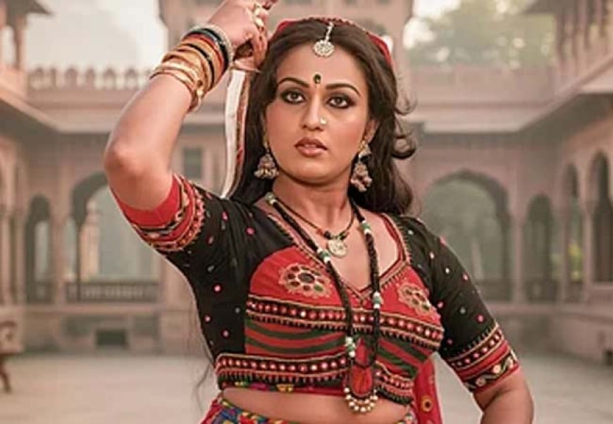 70-80 के दशक की बोल्ड अभिनेत्री थीं रीना रॉय, जरूरत फिल्म से मिली शोहरत