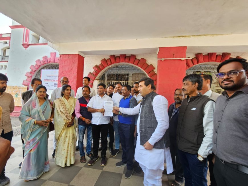 करोड़ो के धान घोटाले के खिलाफ 20 जनवरी को दुर्ग कलेक्टर कार्यालय के समक्ष कांग्रेस का प्रतीकात्मक प्रदर्शन, मंत्रियों के बारात निकाल कलेक्टर दुर्ग को मुख्यमंत्री के नाम सौपेंगे मुसवा (चूहा)