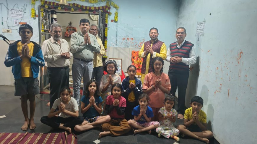 *शिवपार्क कॉलोनी अमलेश्वर में हुआ बसंत पंचमी के अवसर पर मां सरस्वती पूजन वंदन भजन कार्यक्रम का आयोजन*