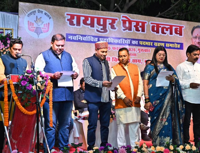 प्रेस लोकतंत्र का चौथा स्तंभ, पत्रकार लोकतंत्र के सच्चे सेनानी: मुख्यमंत्री