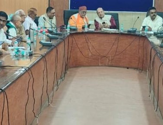 कृषि विश्वविद्यालय के पेंशनर्स के डीआर के आदेश और ग्रेजुटी भुगतान की बाधा शीघ्र  दूर होगी - कुलपति डॉ गिरीश चंदेल