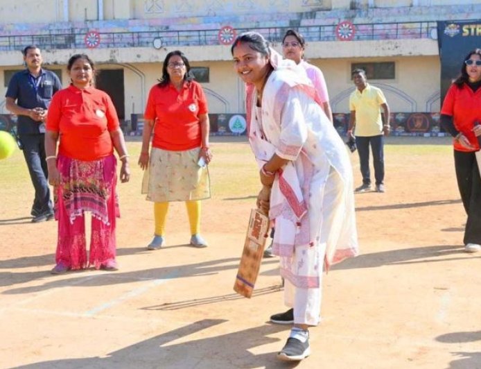 खेल मड़ई बना स्वास्थ्य और सौहार्द का मंच: लक्ष्मी राजवाड़े