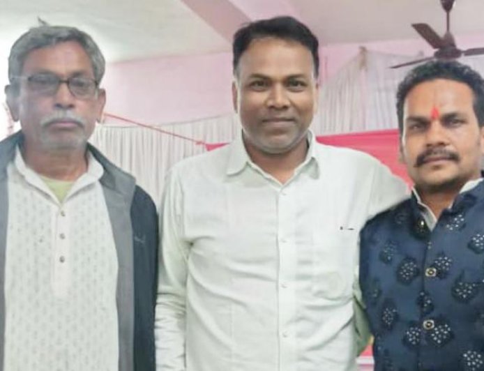 *छत्तीसगढ़ कहार भोई समाज के अध्यक्ष बने ईश्वरी मानस*